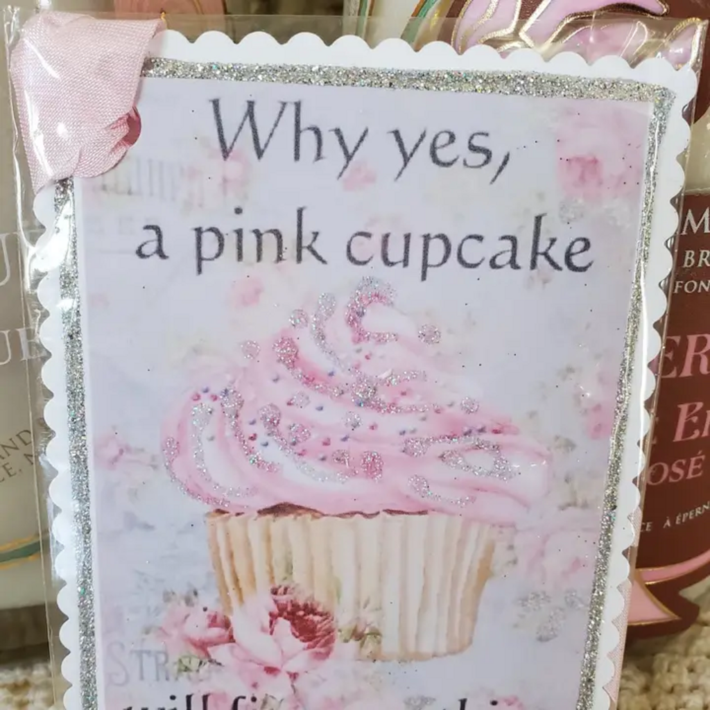 A PINK CUPCAKE WILL FIX EVERYTHING GIFT TAG