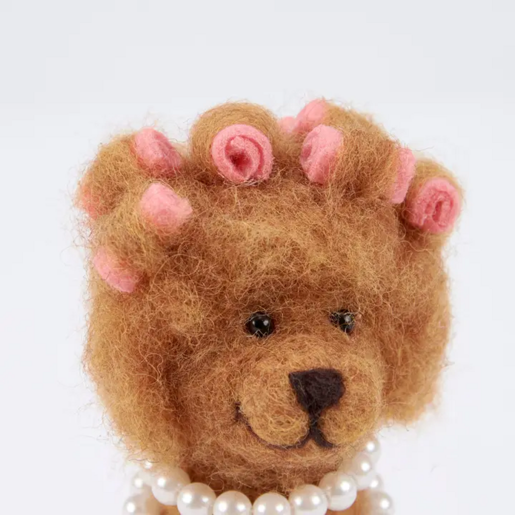 PEARL NECKLACE DOG CRITTER