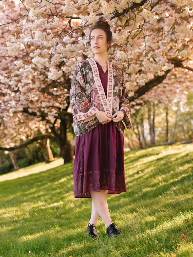 MAKE A WISH CROPPED BAMBOO KIMONO W/ WISHBONE DANDELION