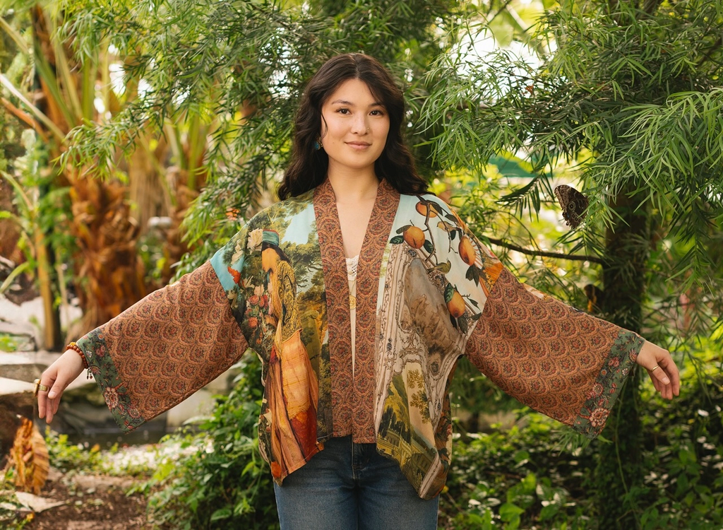 SECRET GARDEN SWAN CROPPED PIXIE BAMBOO KIMONO