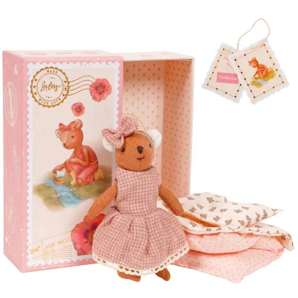 ABIGAIL BEAR IN STAMP HOLDER TRUNK