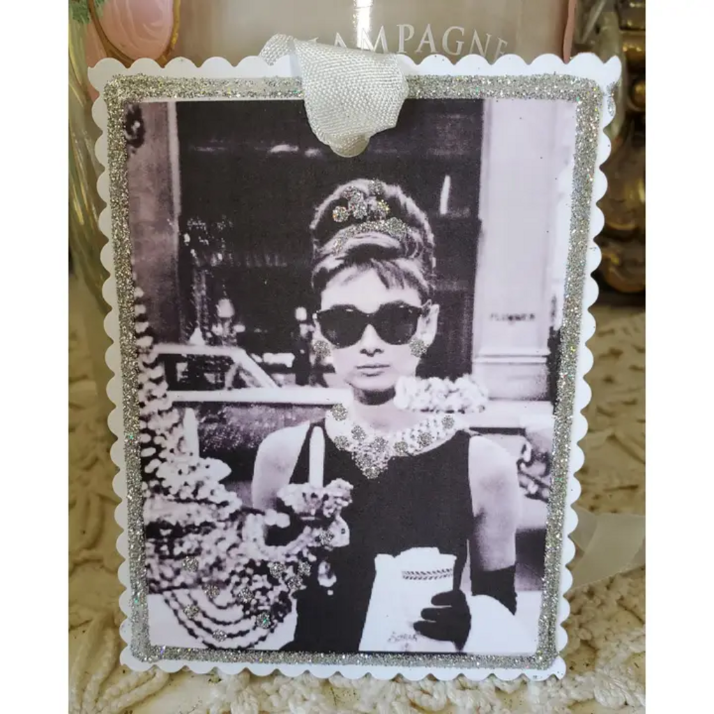 CLASSIC AUDREY HEPBURN TIFFANY'S GIFT TAG