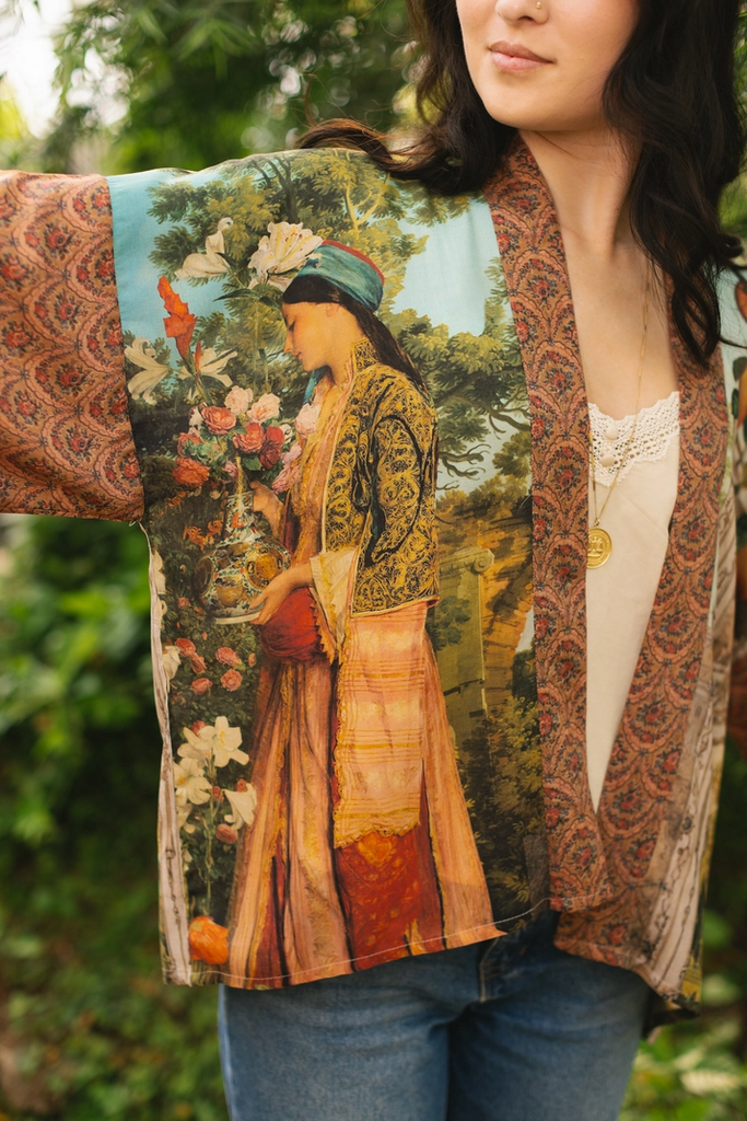 SECRET GARDEN SWAN CROPPED BAMBOO KIMONO