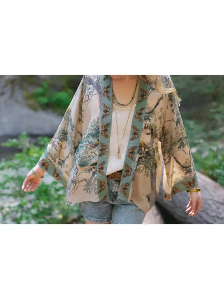 EARTH & SKY CROPPED PIXIE BAMBOO KIMONO